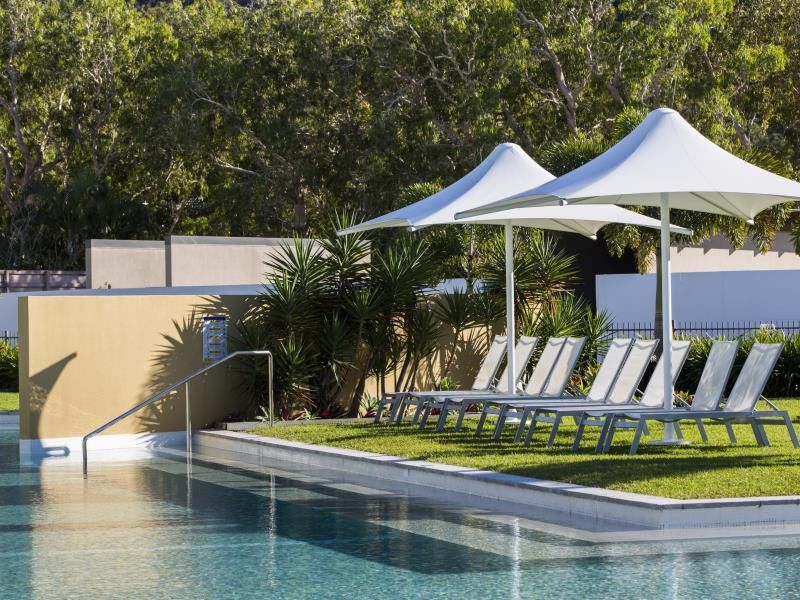 Готель Peppers Blue On Blue Nelly Bay Екстер'єр фото The pool at the 2011 Commonwealth Games Village